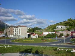 rotonda8alcibar_m.jpg (16772 bytes)